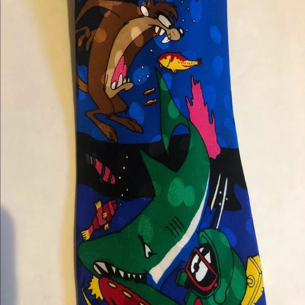 LOONEY TUNES Elmer Fudd 100% Silk Neck Tie $59 NWOT